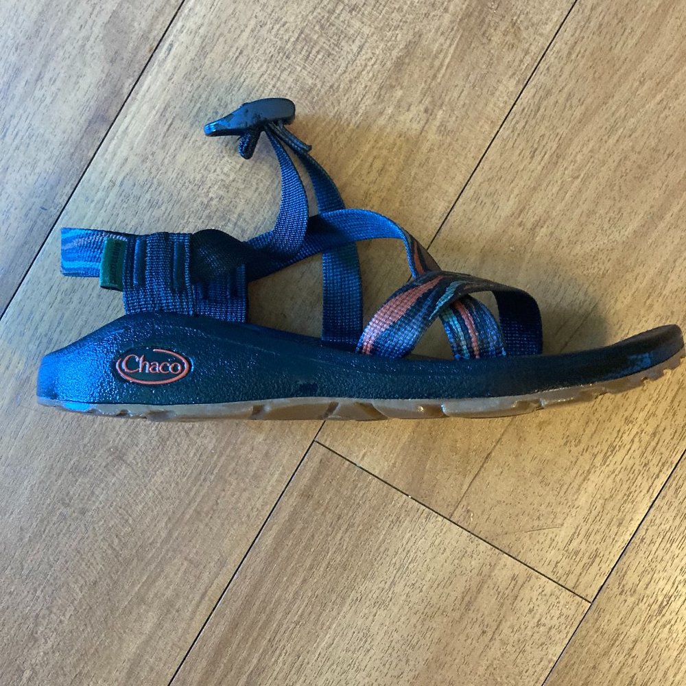 Women's Size 8 Z/Cloud Chaco.